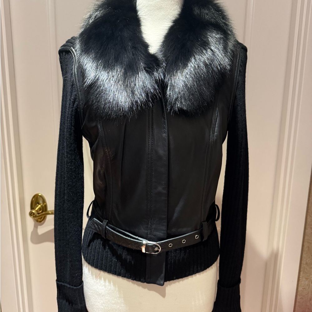 Elegant Black Fur-Trimmed Women's Jacket